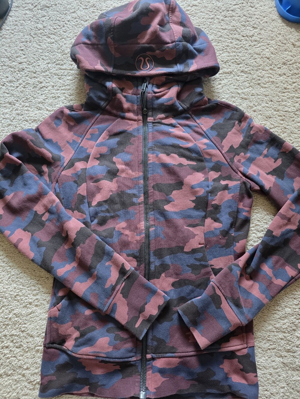 Lululemon Scuba Full-Zip Hoodie Heritage 365 Camo Smoky Red Night Sea Multi 4